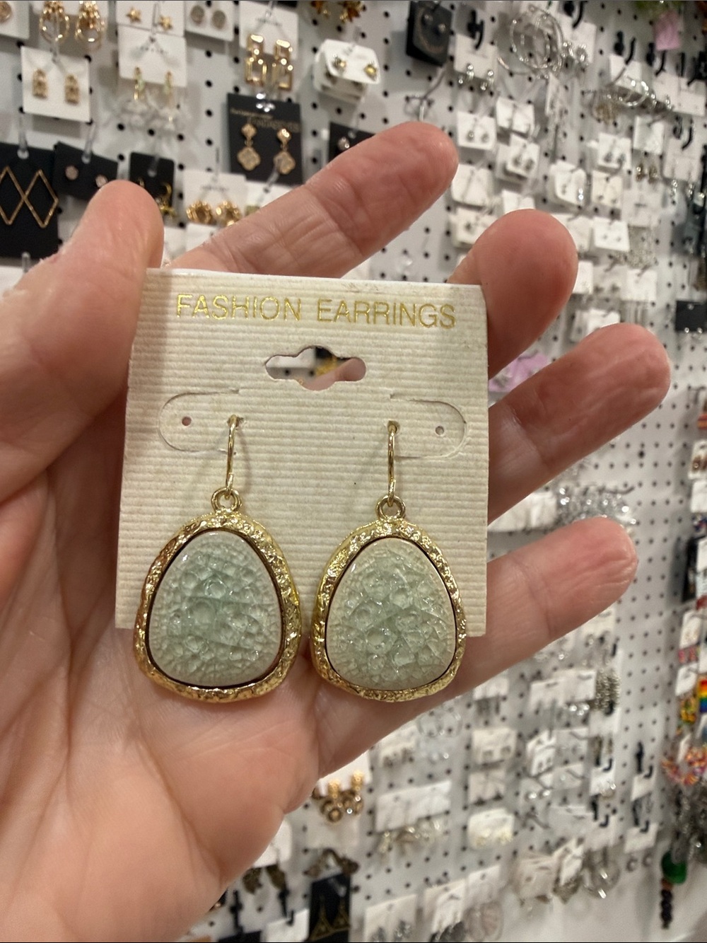 GREEN FLUORITE GEMSTONE GOLD LEAF TRIM HOOK DANGLE EARRINGS HEALING STONES